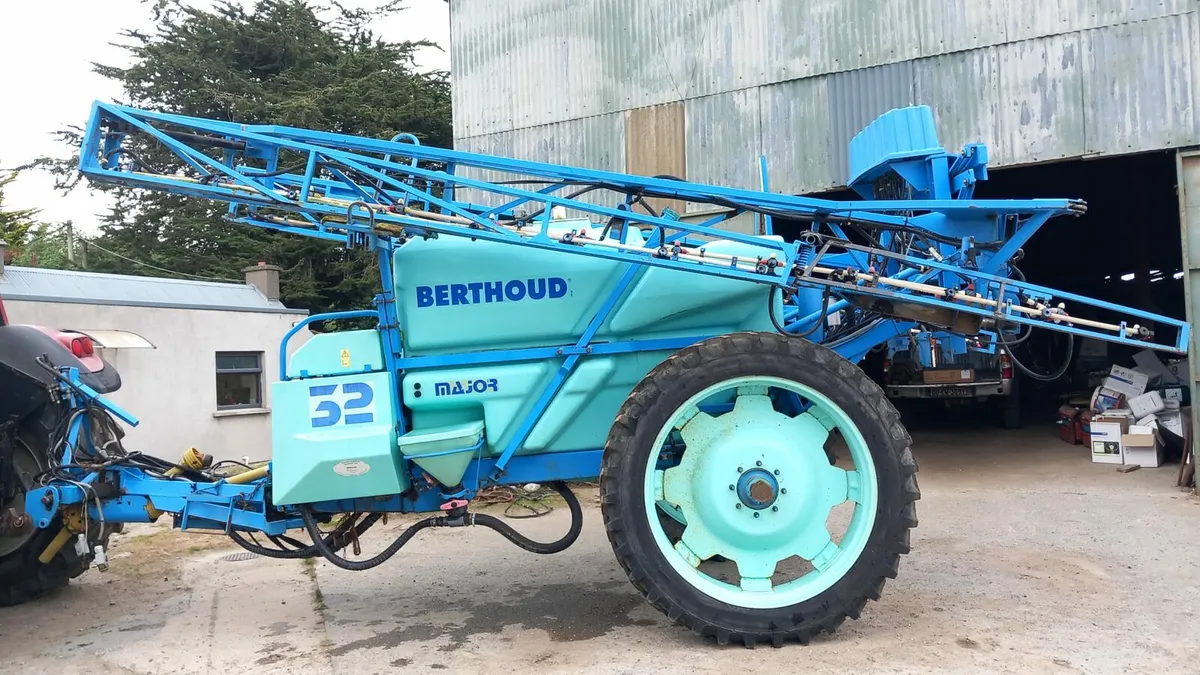 Clearance Auction of Farm Machinery - Image 3