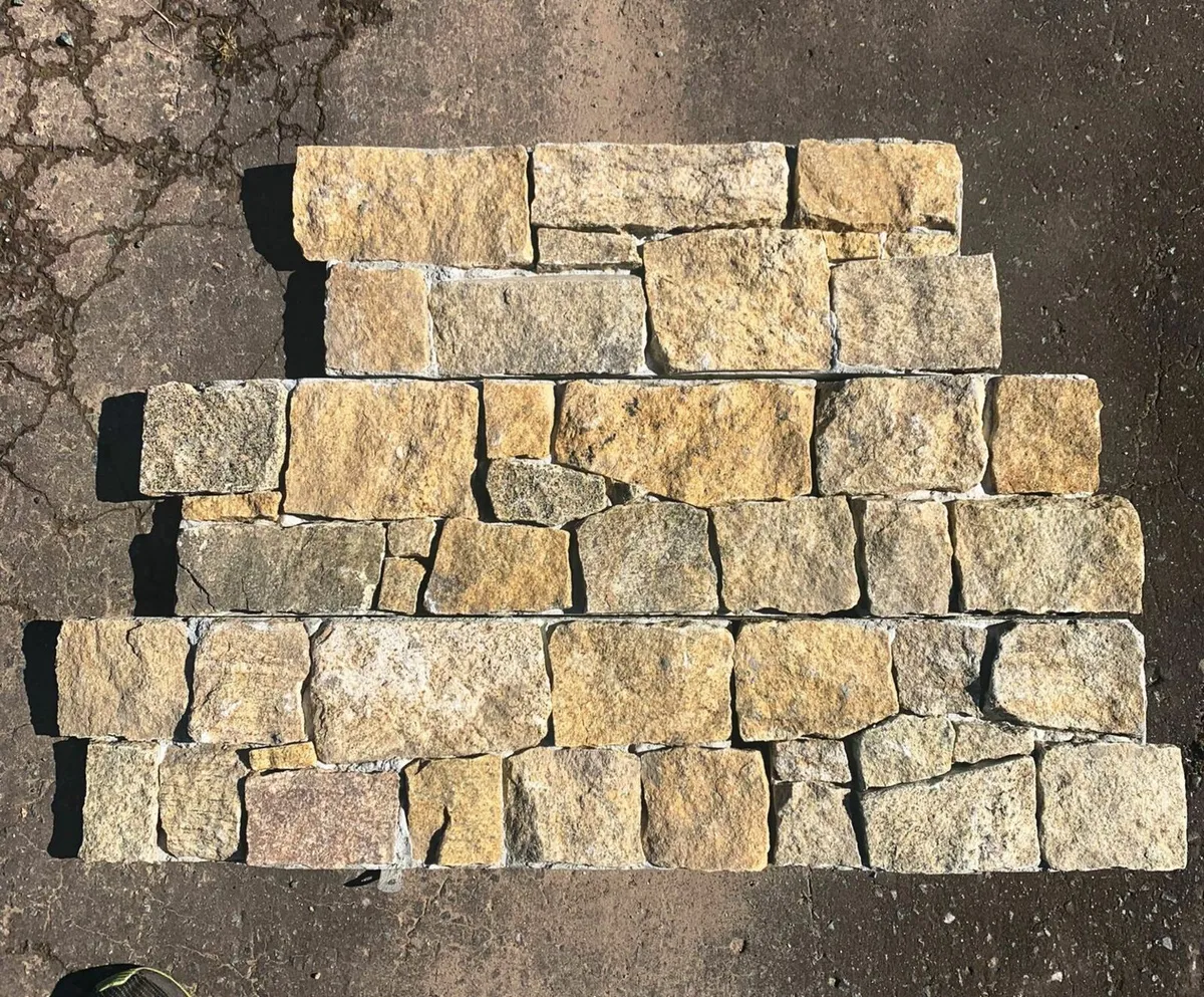 Rustic Granite Z Cladding natural stone veneer - Image 1
