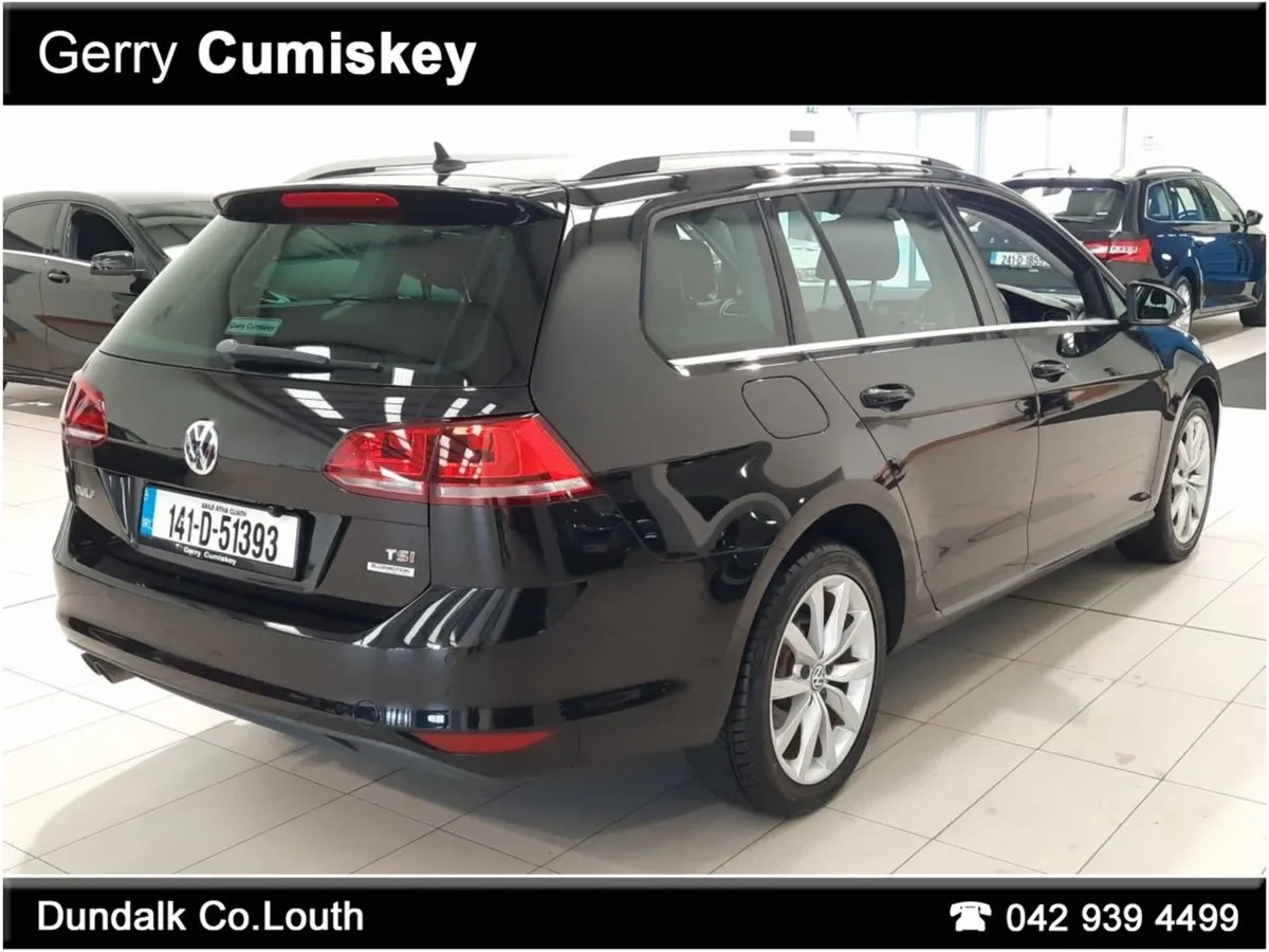 Volkswagen Golf Estate Highline Automatic 1.4 TSI - Image 3
