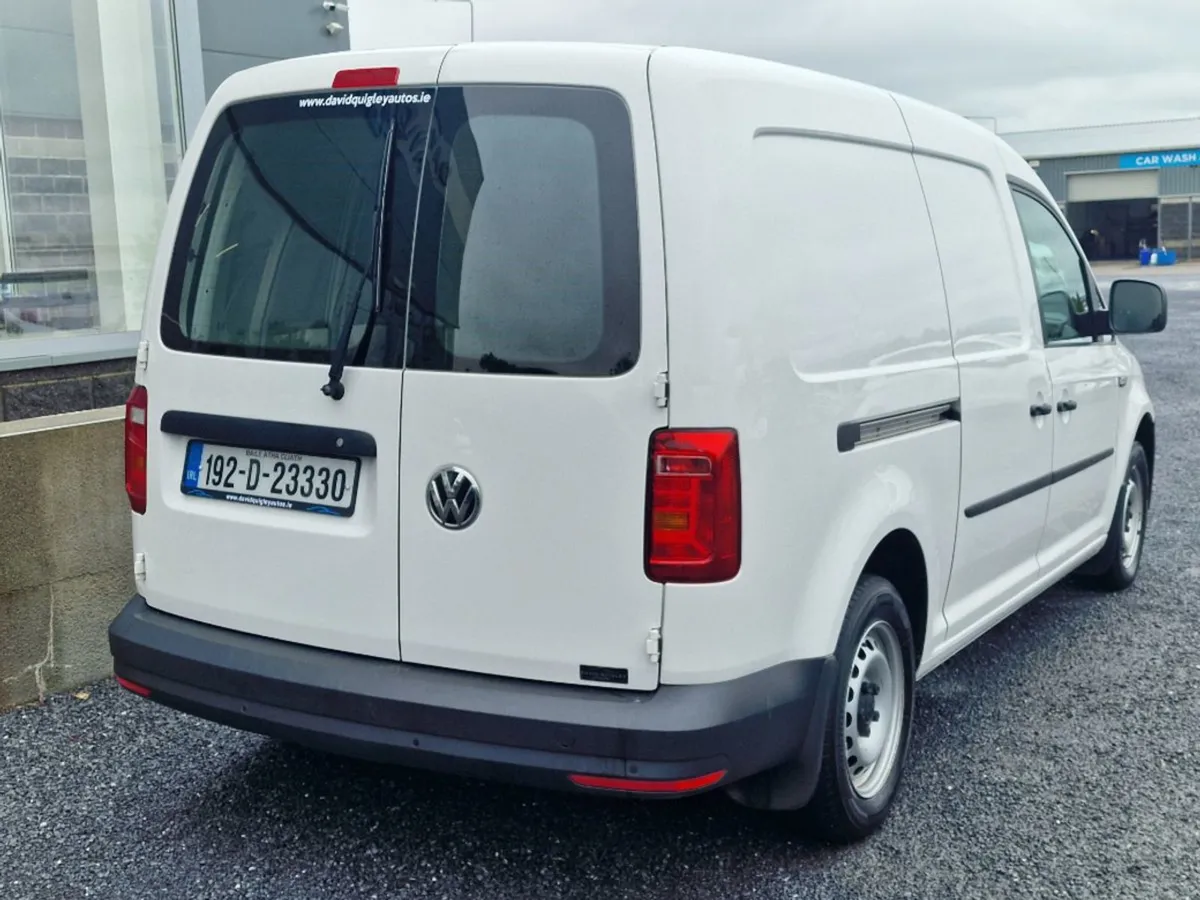 Volkswagen Caddy Maxi PVM 2.0tdi 102HP 5DR - Image 3