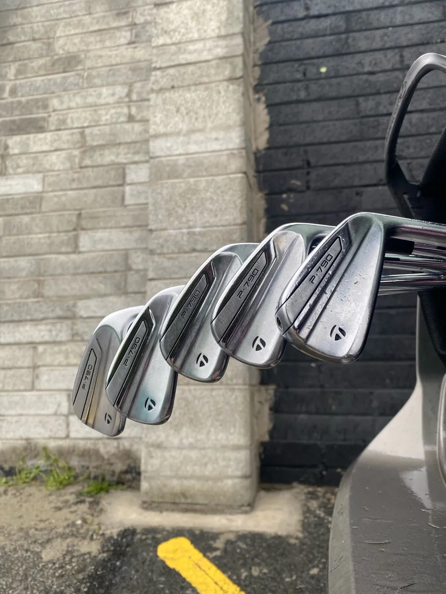 Golf Irons - Image 2