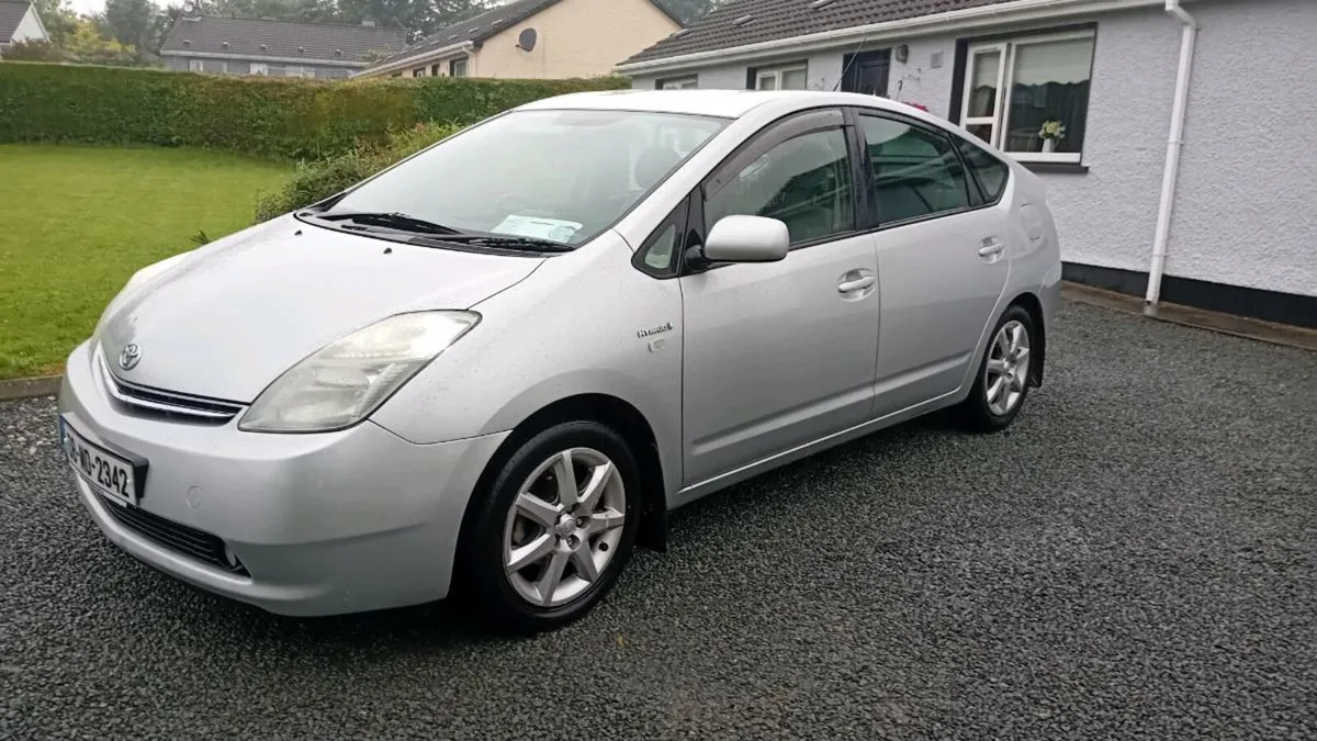 Toyota Prius 1.5 Petrol Automatic - Image 1