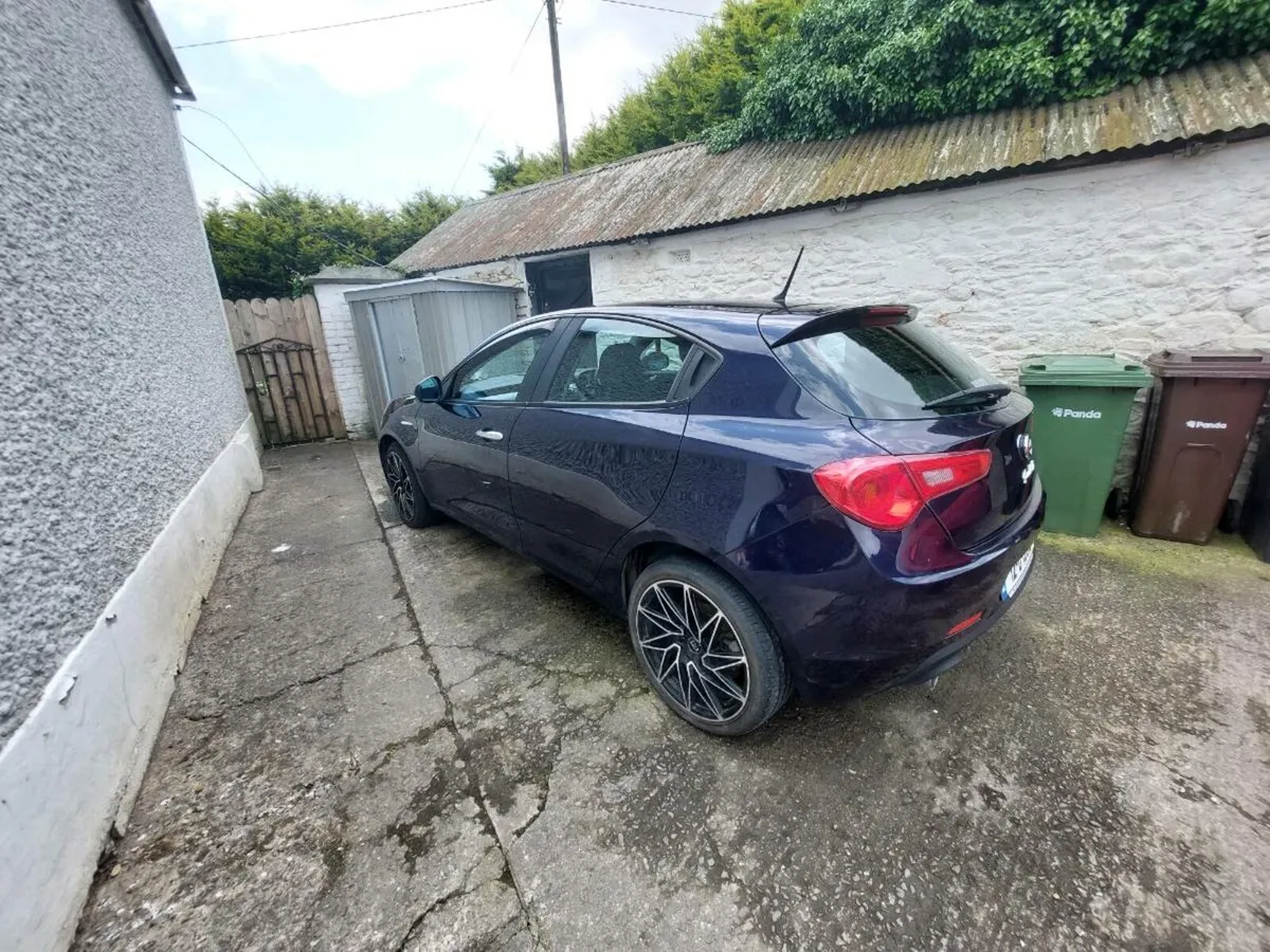 Alfa Romeo Giulietta - Image 3