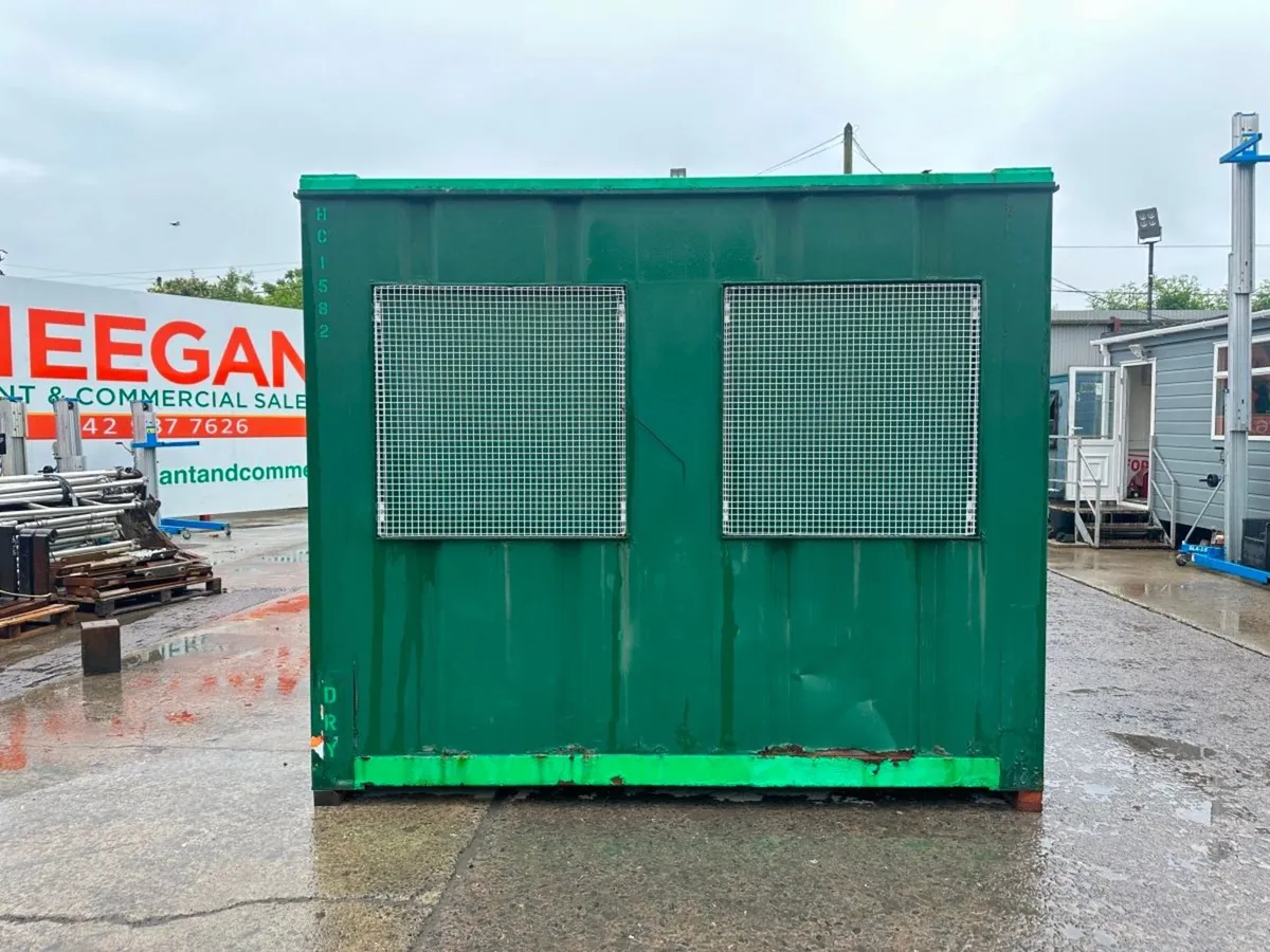 32 x 10 site changing drying room. - Image 3