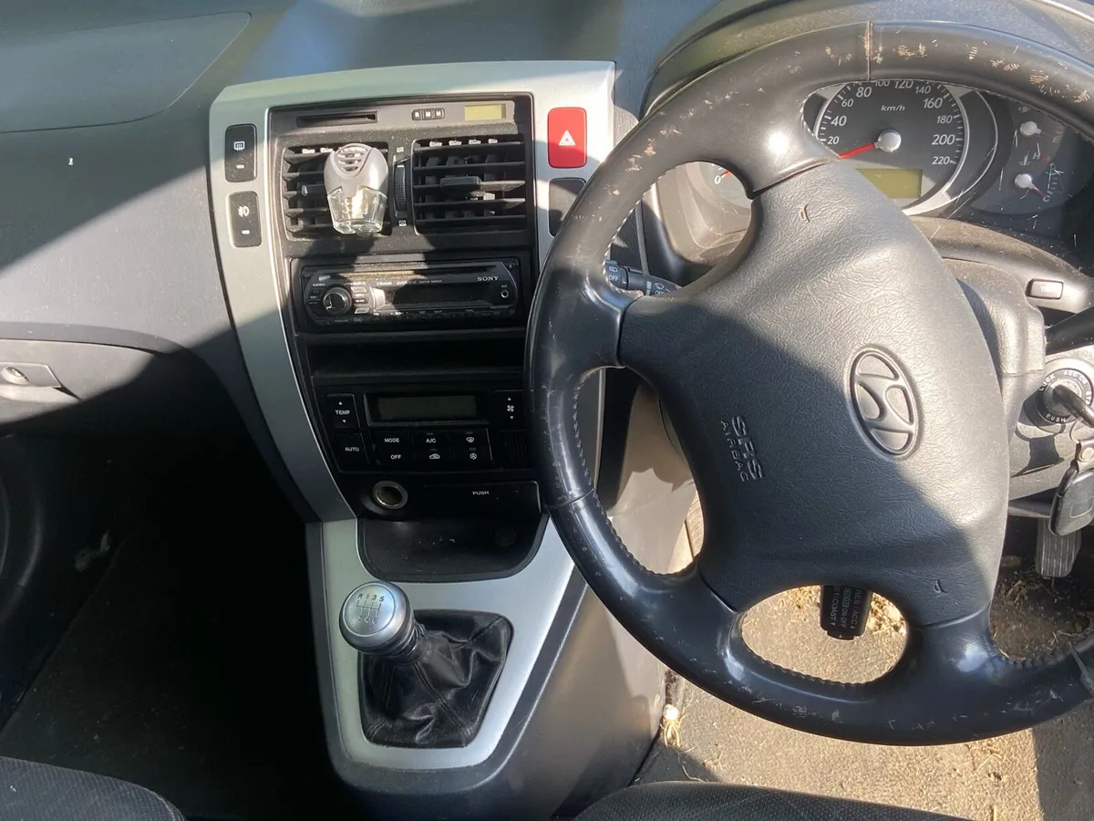 Hyundai tucson - Image 4