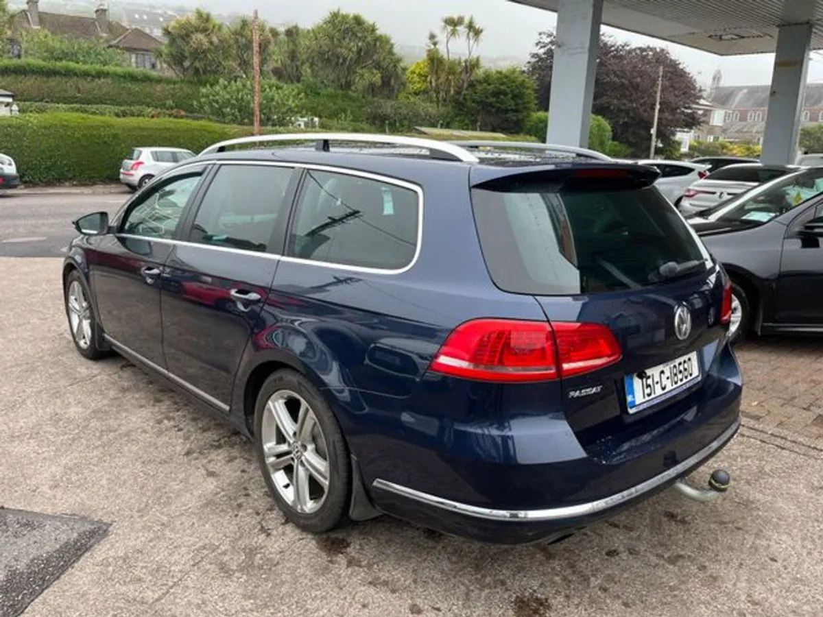 Volkswagen Passat R Line 1.4 tsi Automatic - Image 3