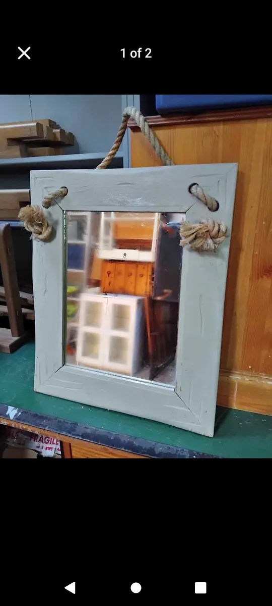 Grey mirror