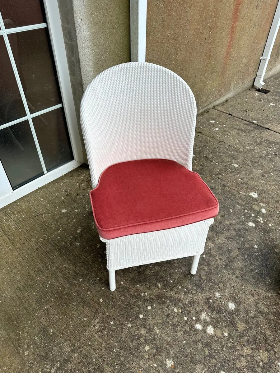 Mirror &chair - Image 2