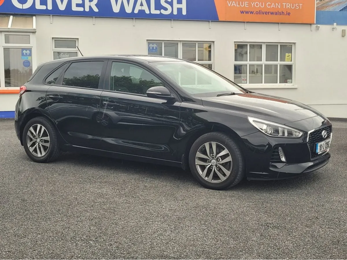 Hyundai i30 I 30 Deluxe 5DR - Image 3