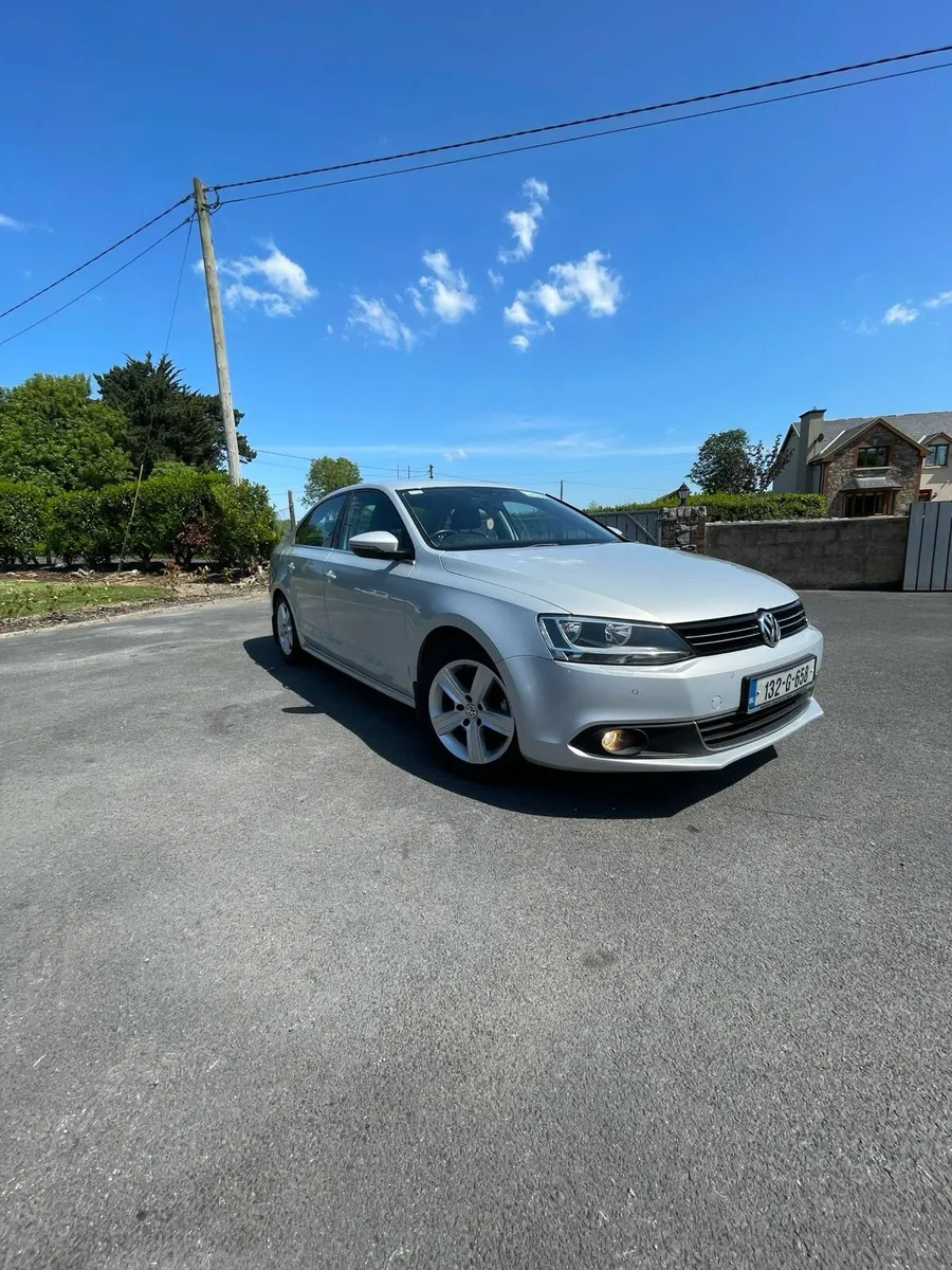 Volkswagen Jetta 2013 Highline - Image 1