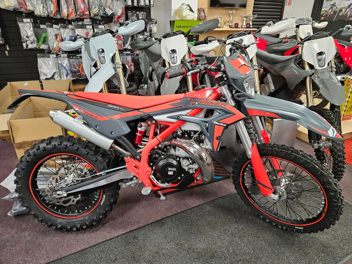 2025 Beta 300 X-trainer - Image 1