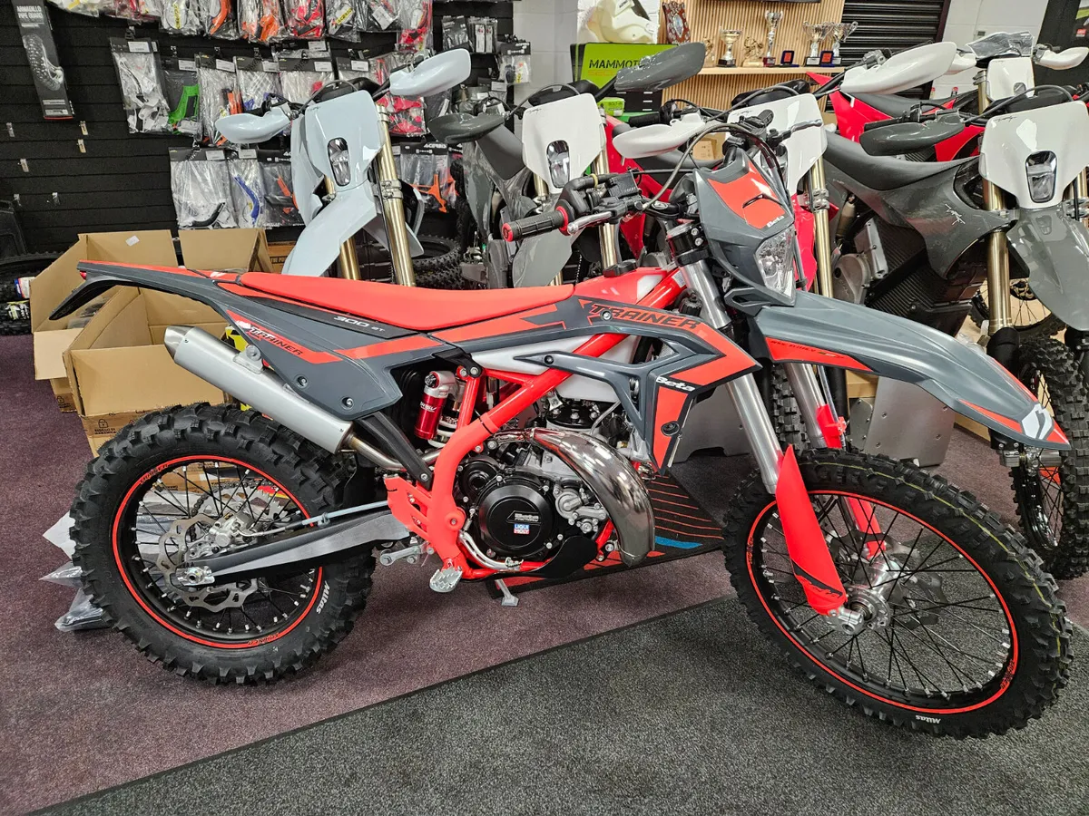 2025 Beta 300 X-trainer - Image 2