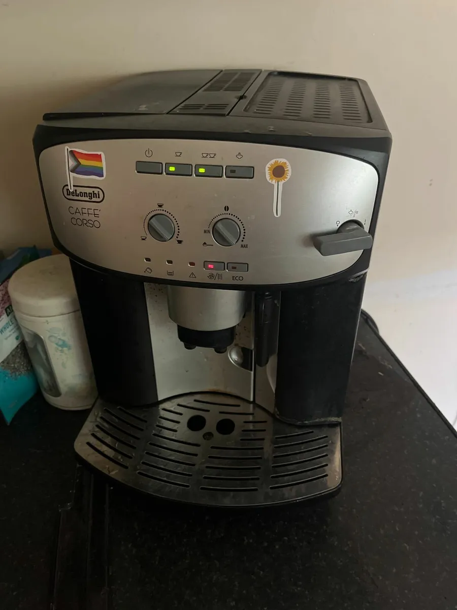 DeLonghi Caffe Corso Coffee Machine (bean to cup)