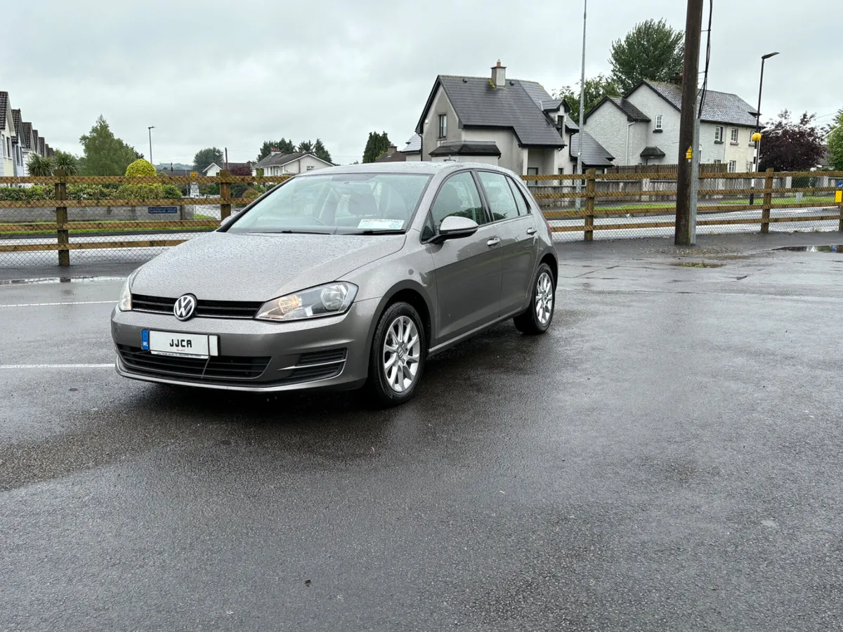 ABSOLUTELY IMMACULATE 2015 (151) VW GOLF - Image 3