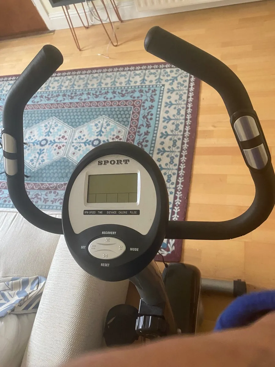 Exercise bike - Image 3
