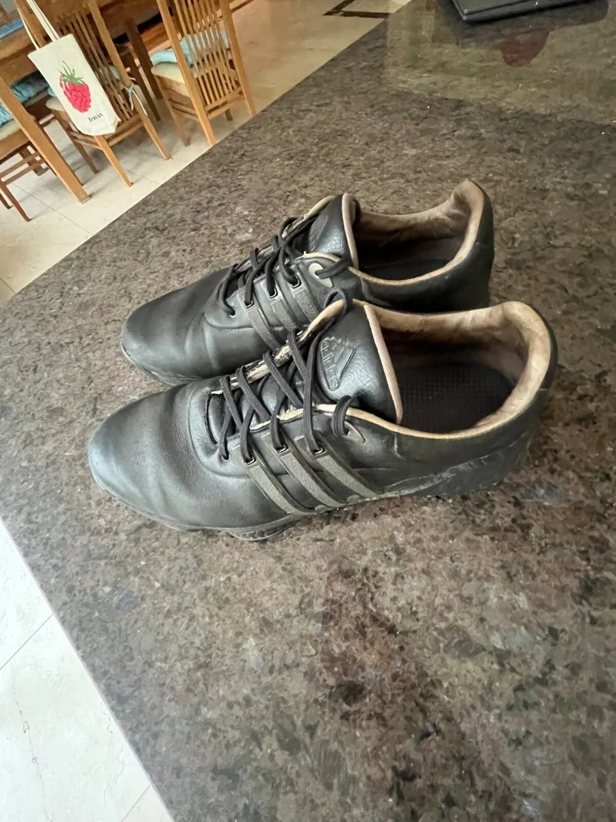 Adidas tour 360 golf shoes - Image 1