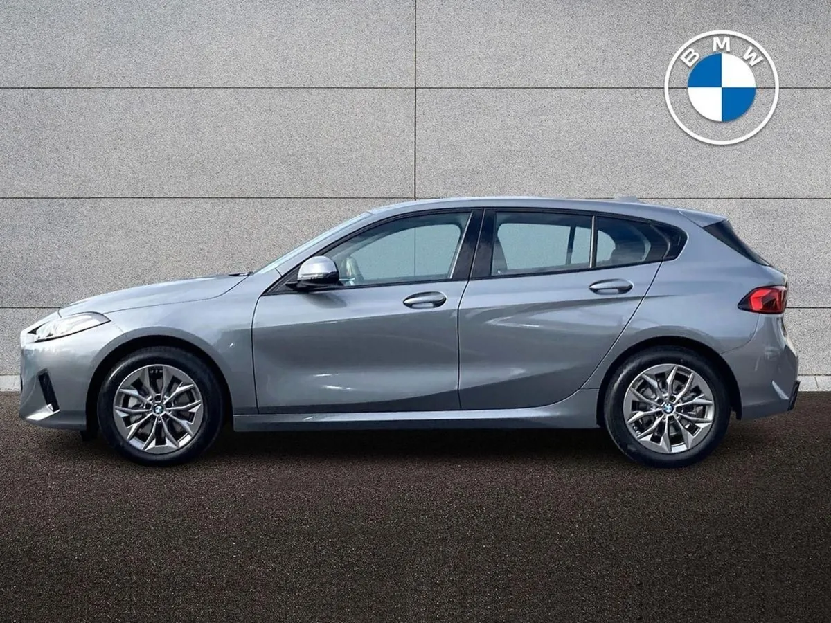 BMW 1 Series 120 Sport - Image 3