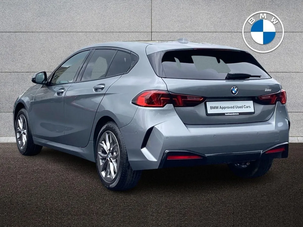 BMW 1 Series 120 Sport - Image 2