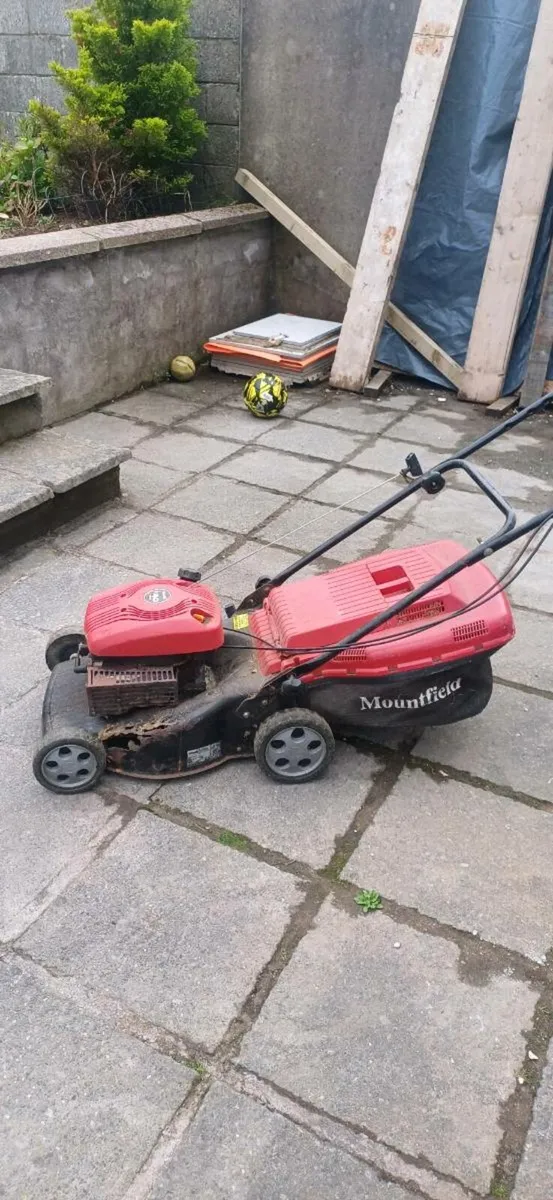 Mountfield Petrol Lawn Mower - Image 4