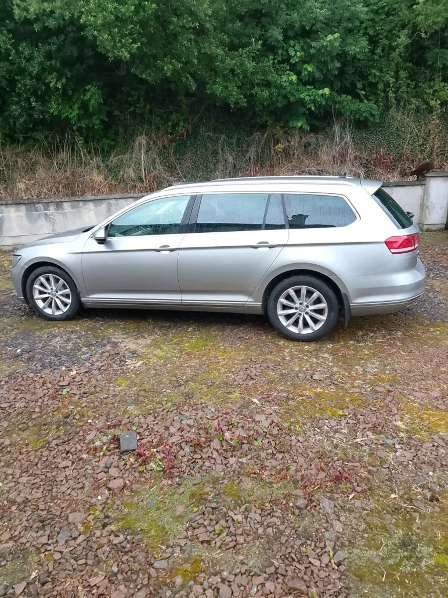 2016 Volkswagen Passat Estate Diesel - Image 3