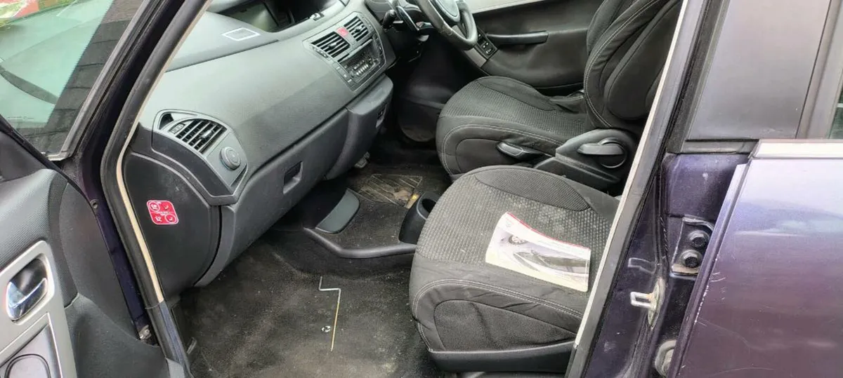 Citroen C4 picasso automatic - Image 3