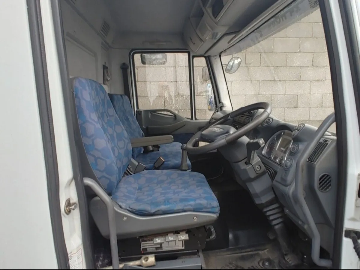 Iveco IVECO FORD 2007 Low Mileage New Curtains - Image 3