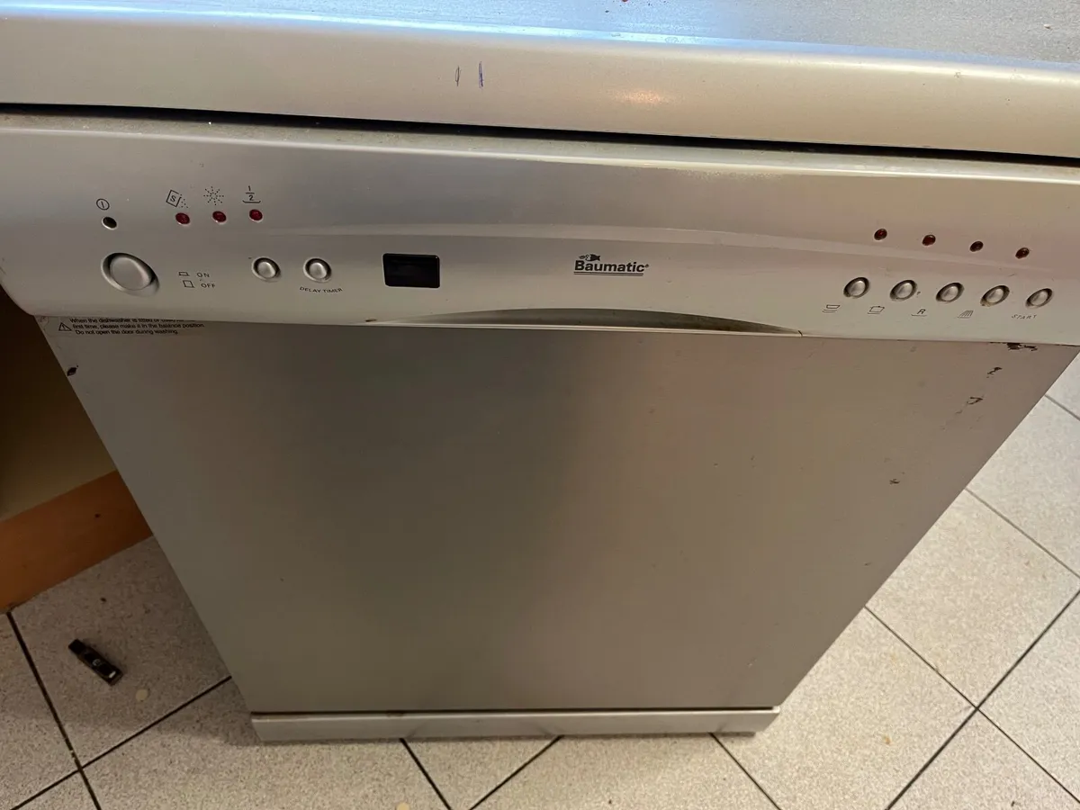Dishwasher - Image 2