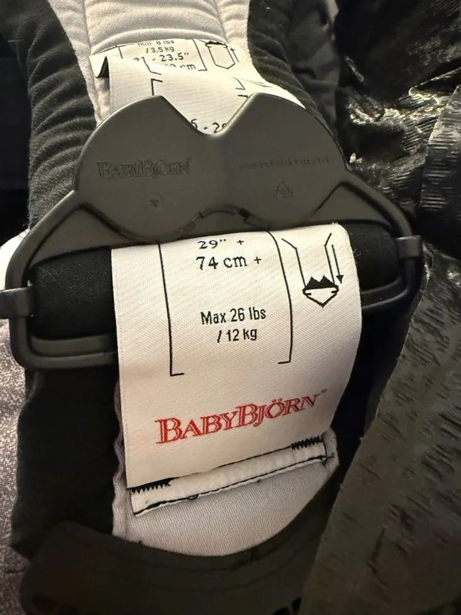 Baby Bjorn Carrier - Image 2