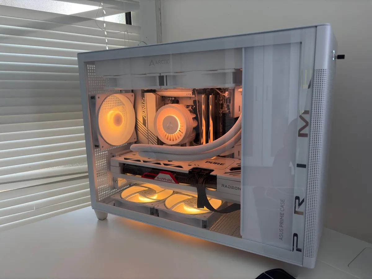 Gaming PC Ryzen 5 9600X & RX7800Xt - Image 1