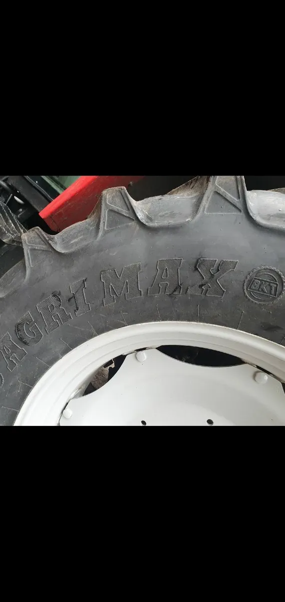 Tractor  tyres - Image 1