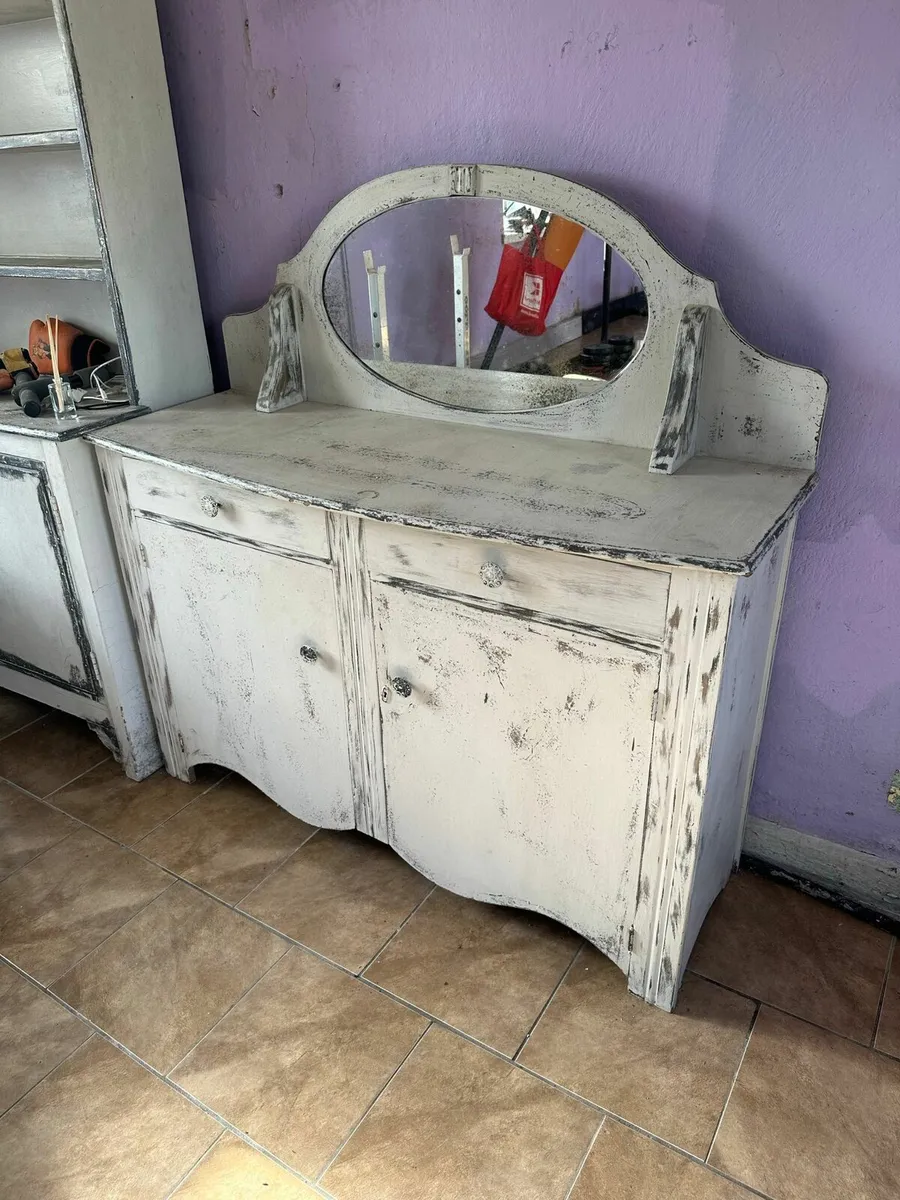Welsh dresser - Image 1