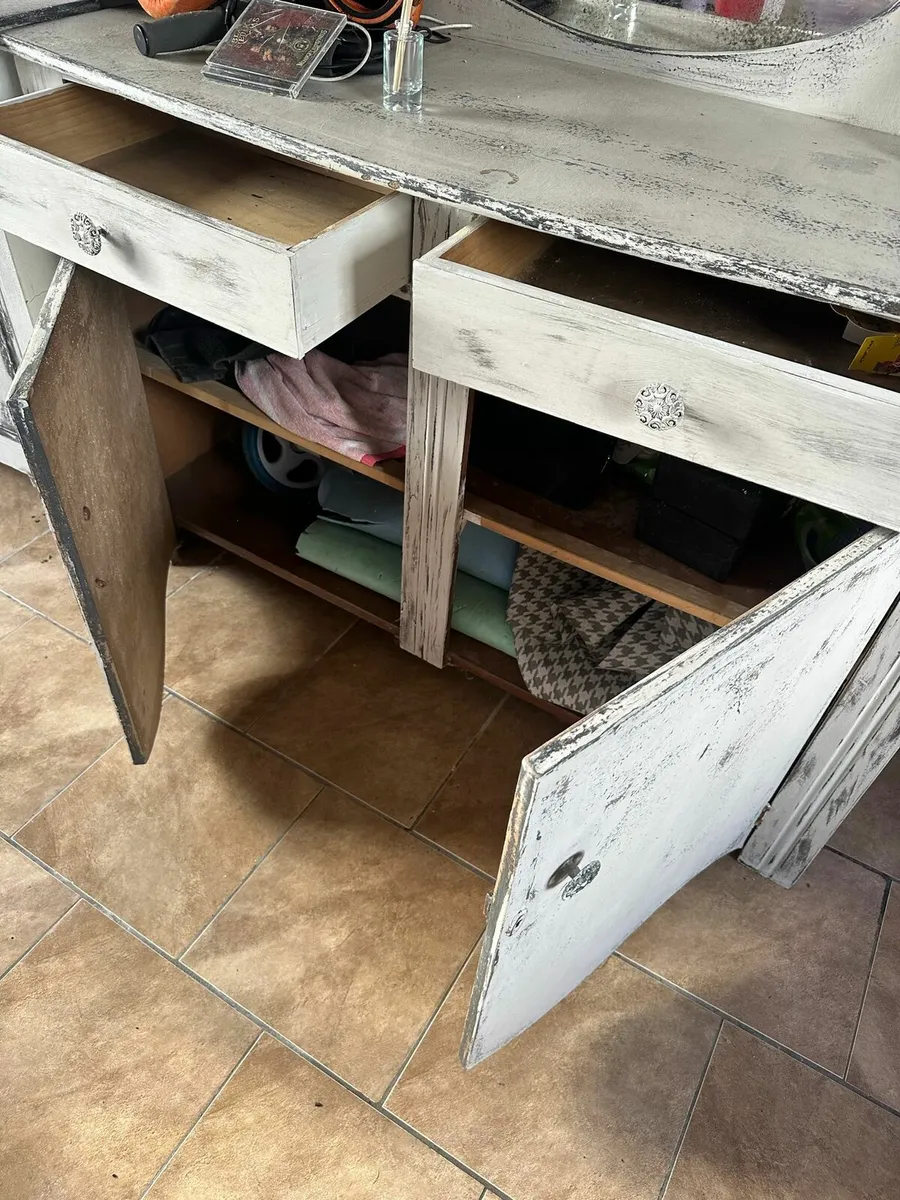 Welsh dresser - Image 2