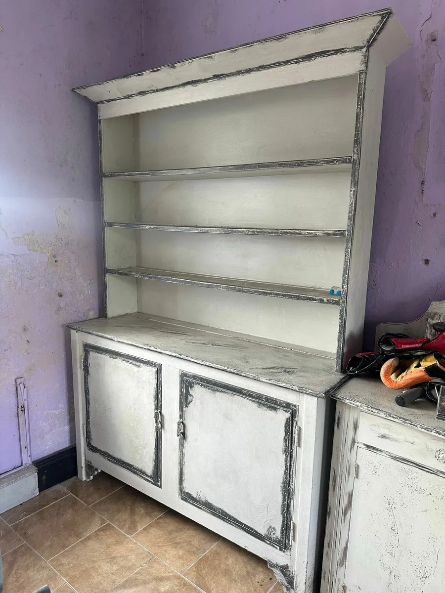 Welsh dresser - Image 4