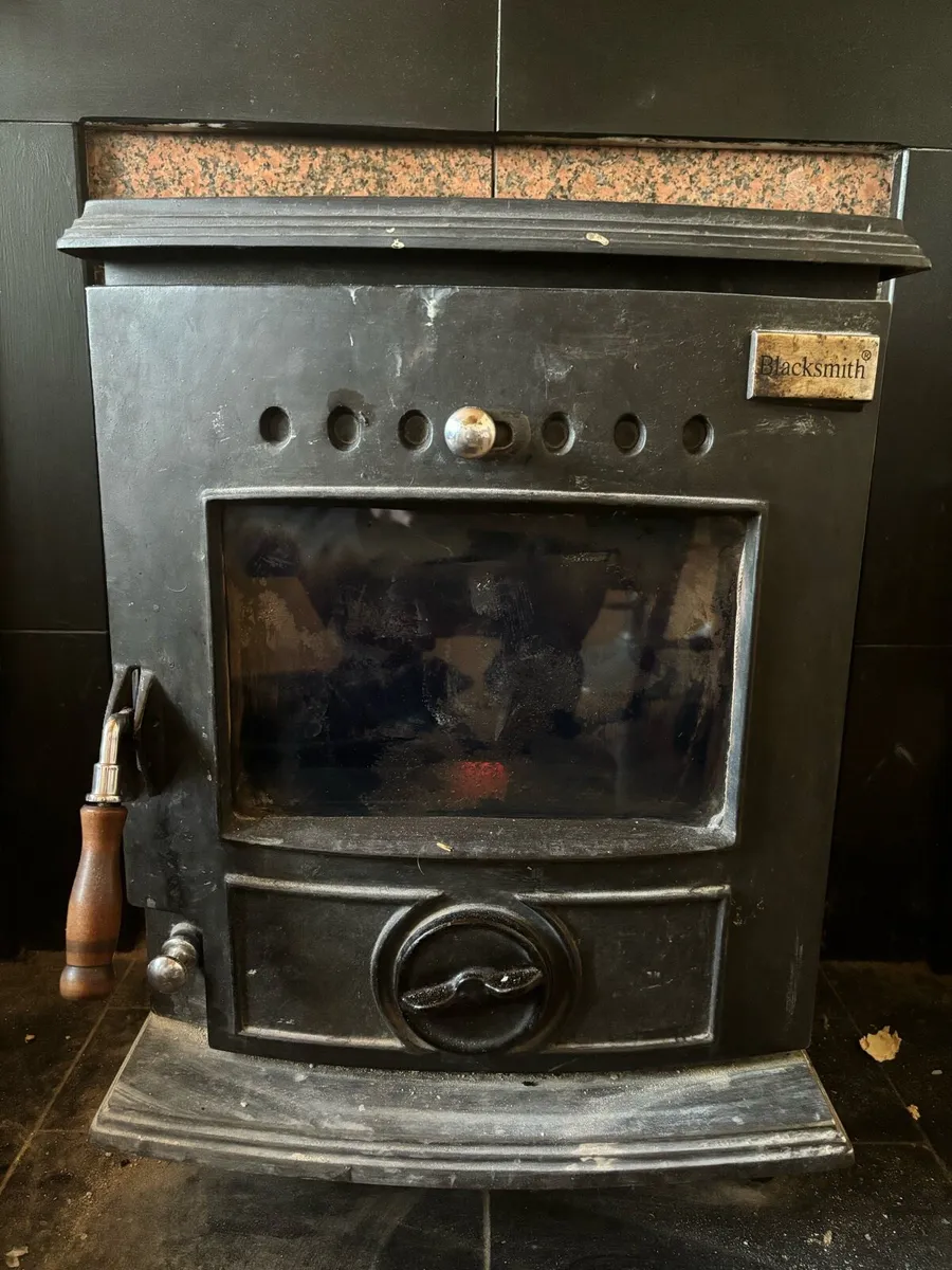 Blacksmith stove - Image 1