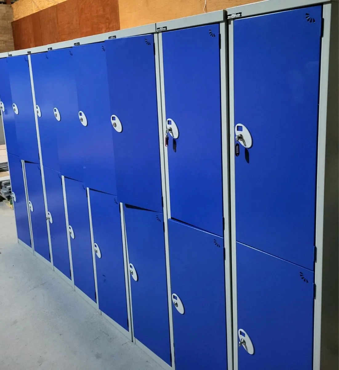 Extra Deep Wide Door Lockers With Keys. - Image 2