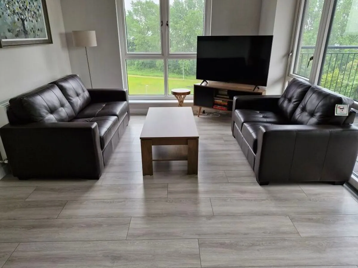 sofa - Image 4