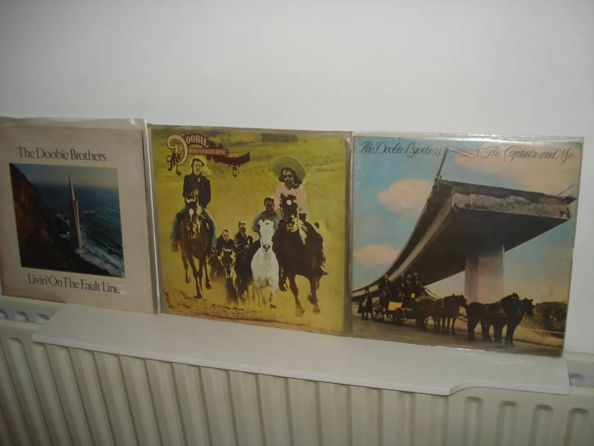 DOOBIE BROTHERS VINYL ALBUMS. 1973-1975-1977. - Image 1