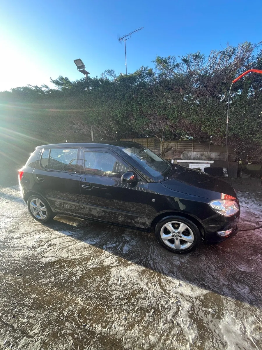Skoda fabia 2011 - Image 1