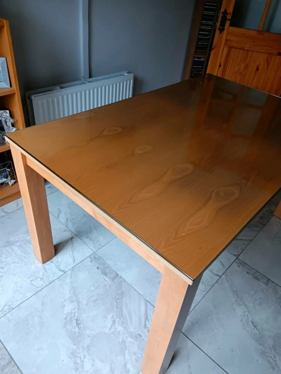 Kitchen table - Image 2