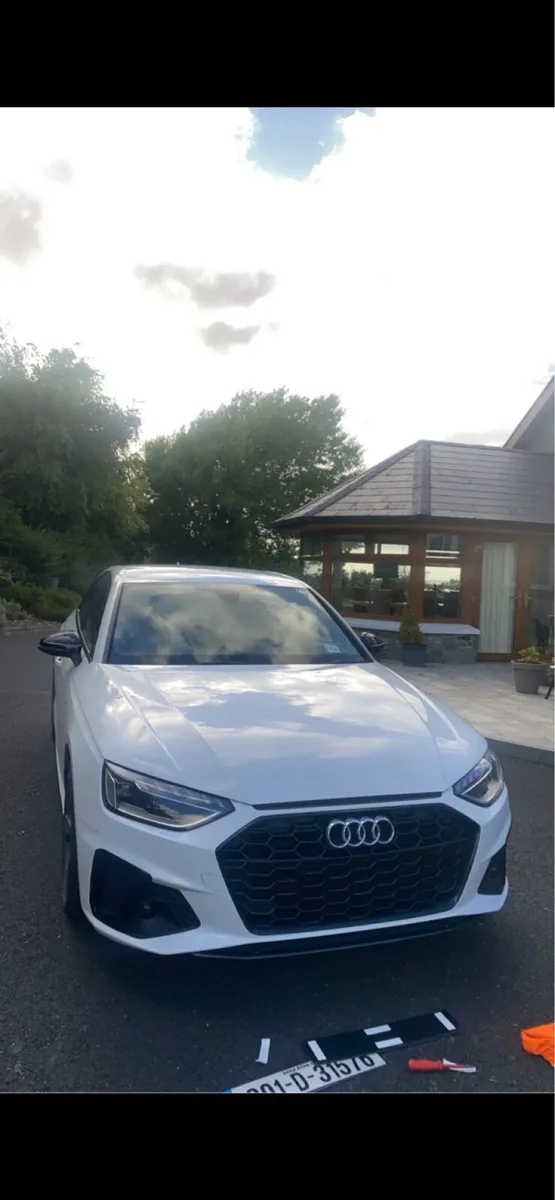 Audi A4 S-Line Black Edition *Tech Pack - Image 1
