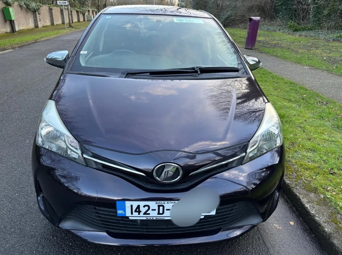 Toyota Vitz/Yaris 1.3 Automatic, - Image 3