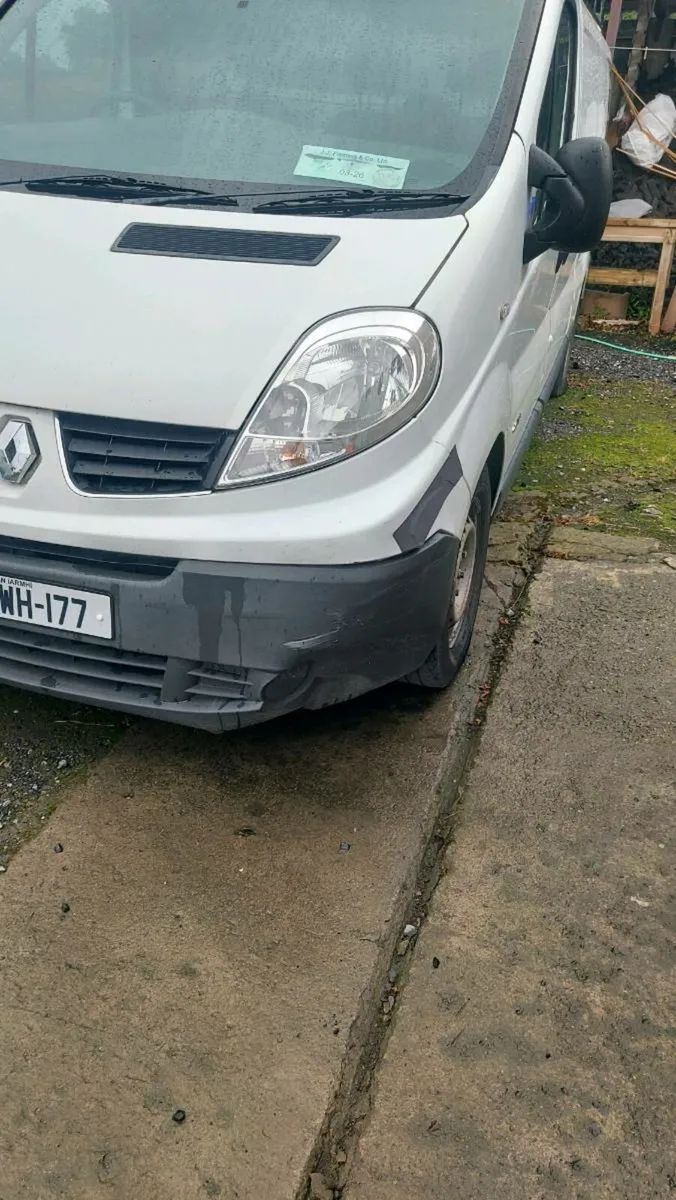 Van Renault Traffic - Image 2
