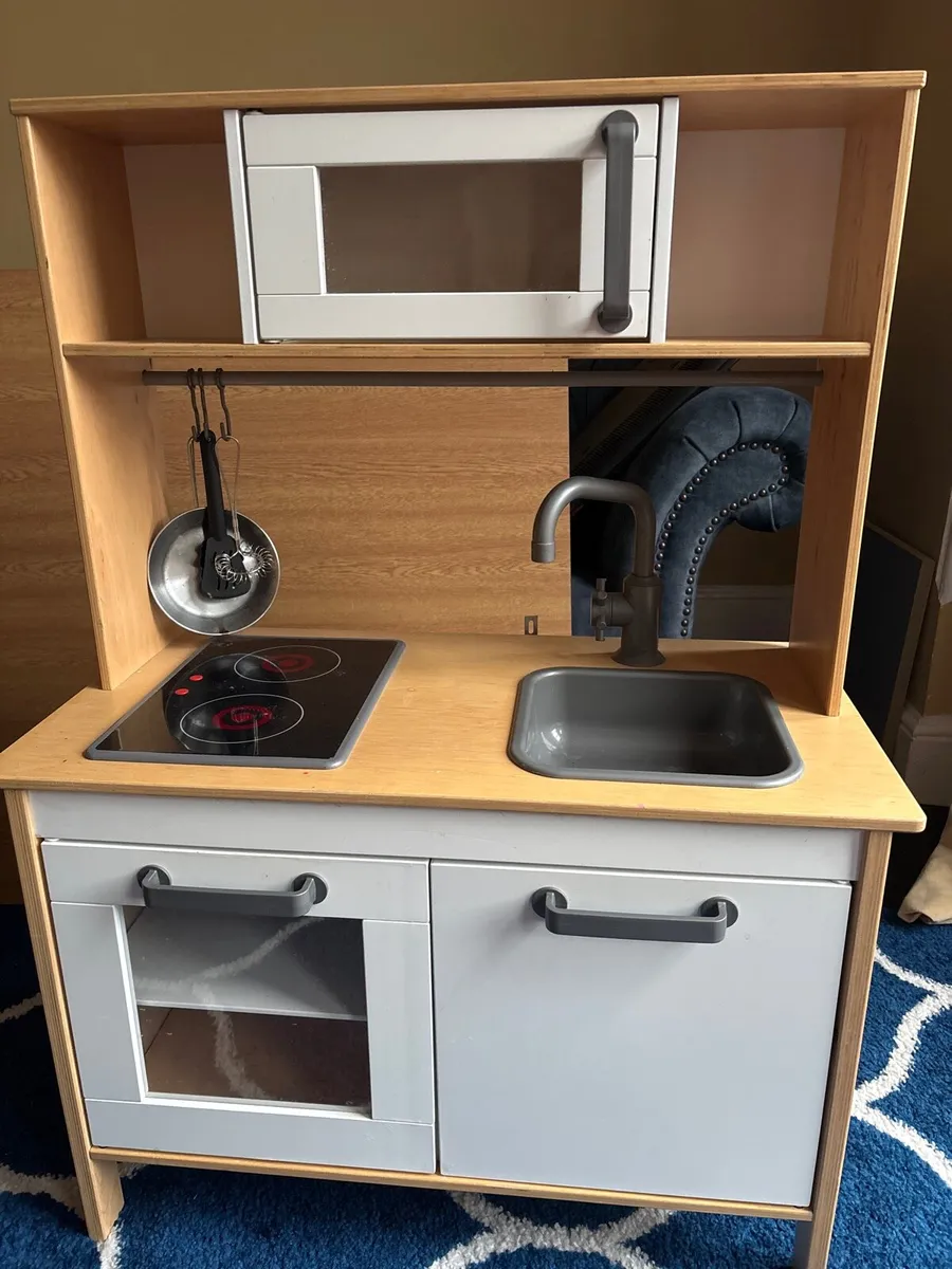 Kitchen - Image 2