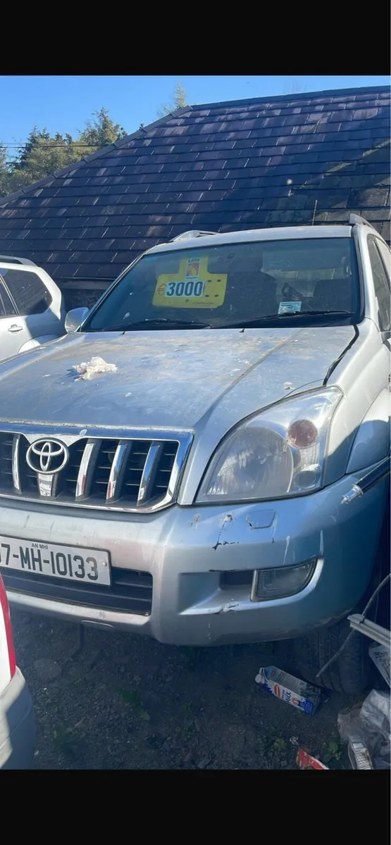 Toyota Landcruiser’s send WhatsApp - Image 1