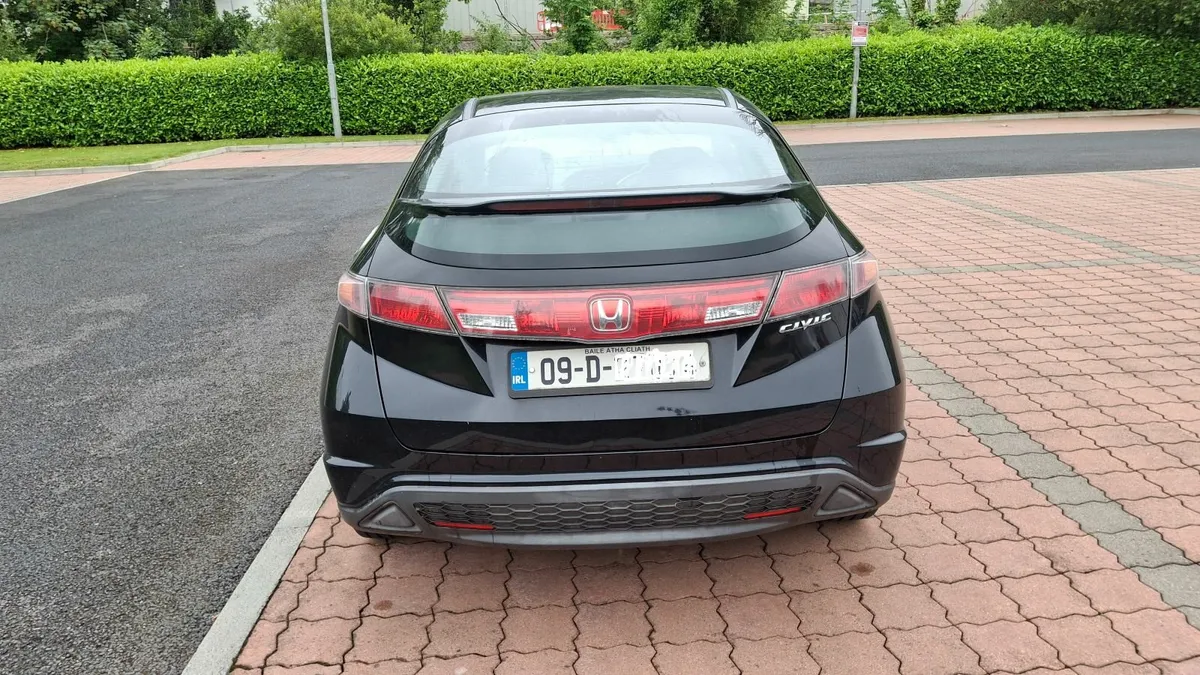 Honda Civic 2009 - Image 3