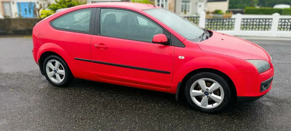 2007 Ford Focus Zetec1.4 New NCT low Kms - Image 2