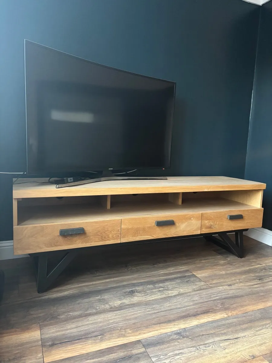 TV Stand - Image 3