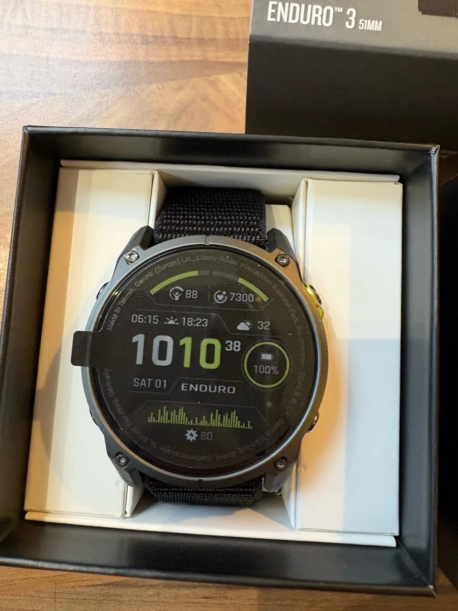 Garmin Enduro 3 - boxed with receipt and extras - Image 3