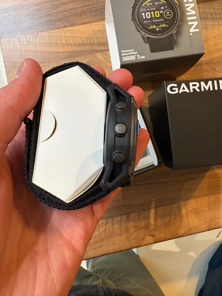 Garmin Enduro 3 - boxed with receipt and extras - Image 4