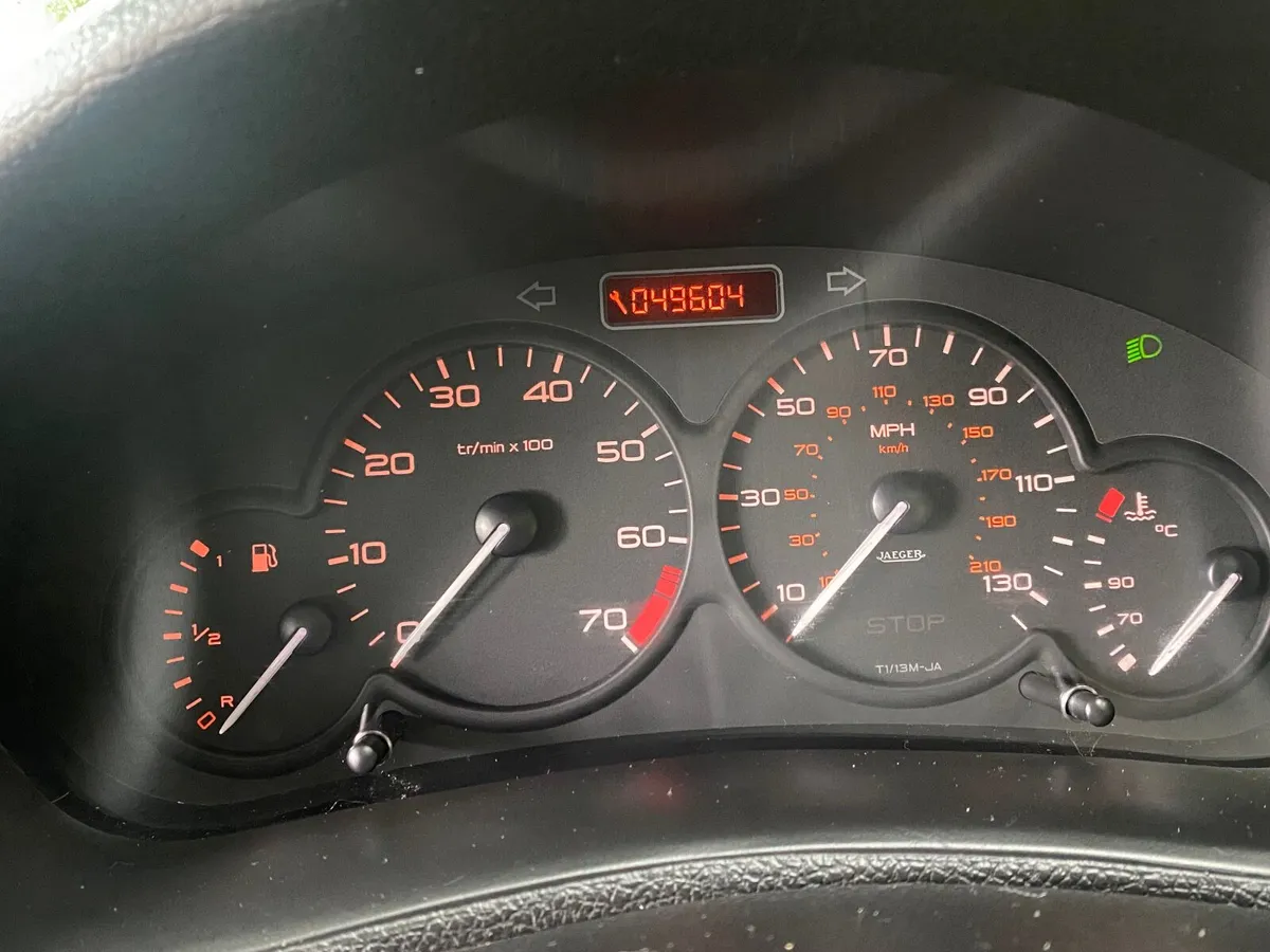 Peugeot 206 2004 - for repair / parts - Image 3